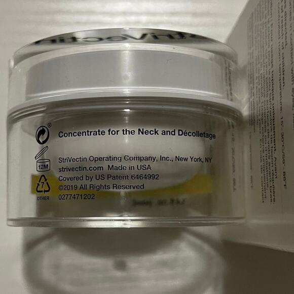 StriVectin-TL Neck Cream Concentrate For The Neck And Decolletage 1..4 fl oz - Picture 3 of 8